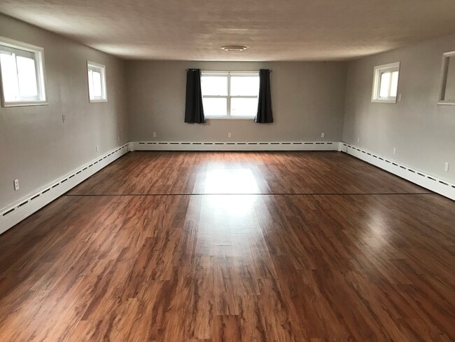 1106 Mount Rose Ave unit 1106 2nd flr, York, PA 17403 - photo 2