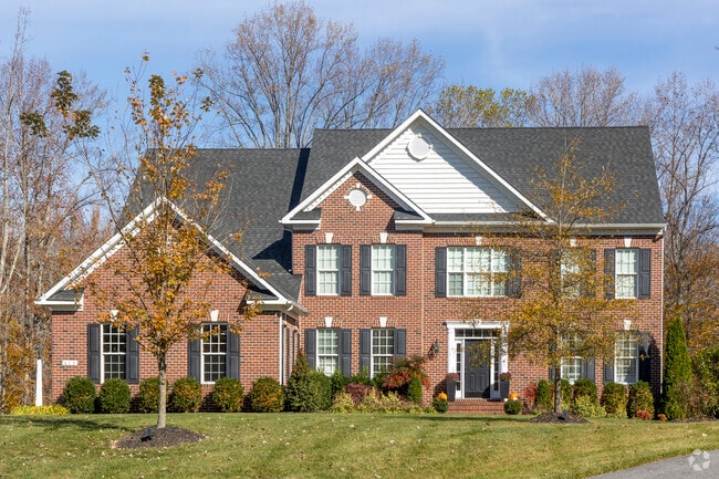 Larger high-end homes are common in Davidsonville.