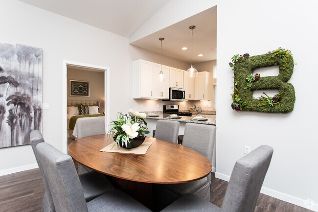 2BR, 2.5BA - 1,578 SF - Larkspur