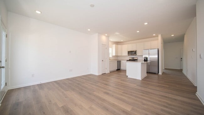 6134 Cascades Dr, Whitestown, IN 46075 - photo 7