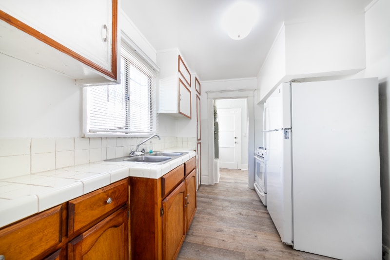 6622 Bonsallo Ave, Los Angeles, CA 90044 - photo 1