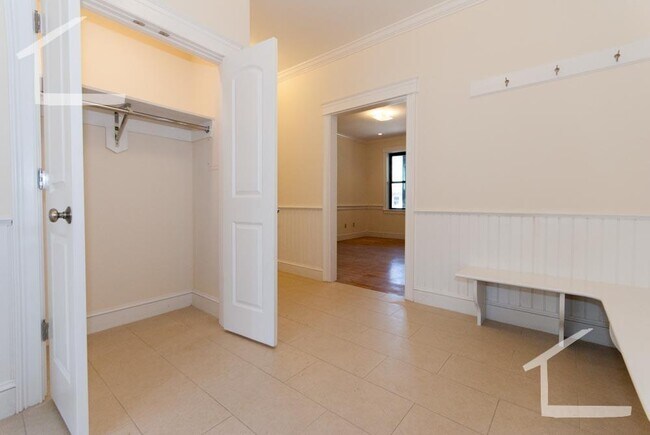 27 Glenville Ave unit 3, Allston, MA 02134 - photo 4