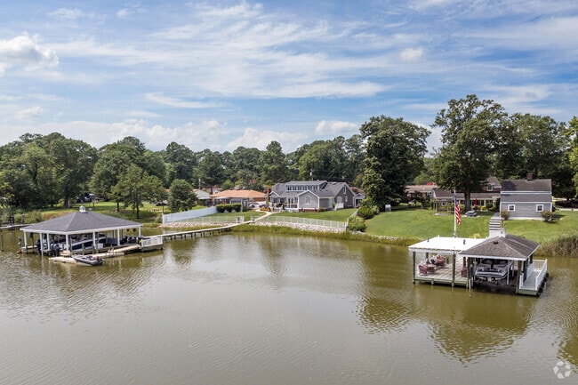 Located right on the Elizabeth River many homes have custom docks for boating or fishing.