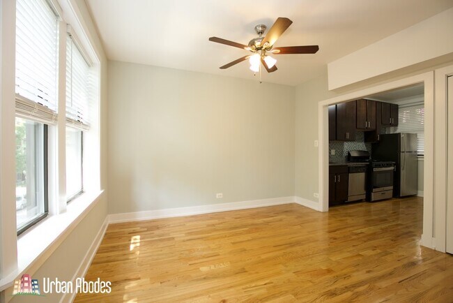 3908 N Janssen Ave unit A04C, Chicago, IL 60613 - photo 5