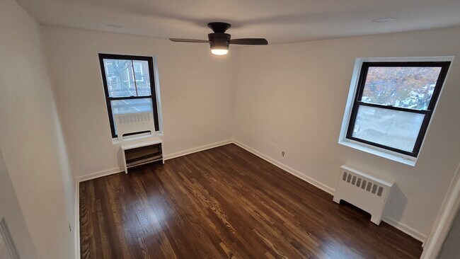 Van Reypen Arms unit 2J, Jersey City, NJ 07306 - photo 5