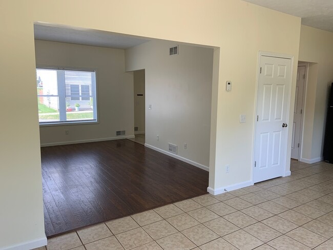 204 Betsinger Rd unit 63, Sherrill, NY 13461 - photo 4