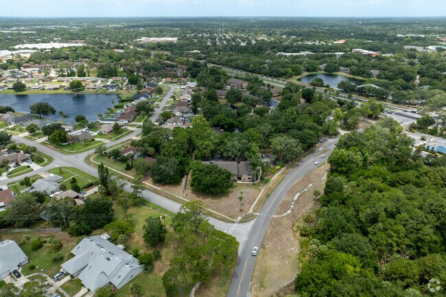 Countryside is less than 15 minutes from many nearby beaches.