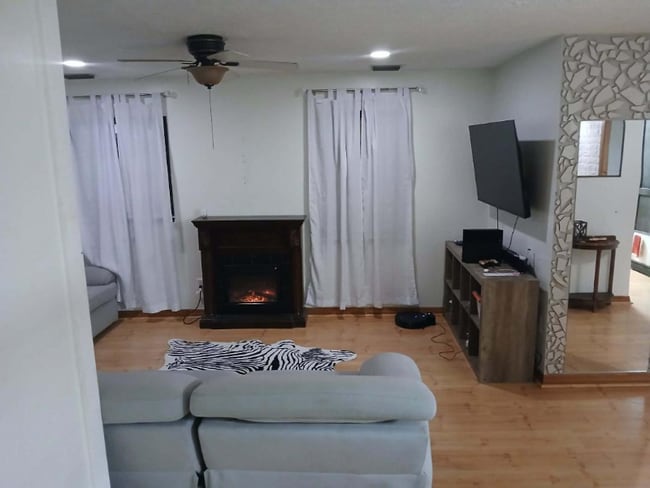 3135 Allen Rd, Zephyrhills, FL 33541 - photo 2