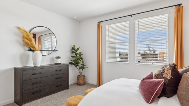 12555 W Chase Ln, Avondale, AZ 85323 - photo 3