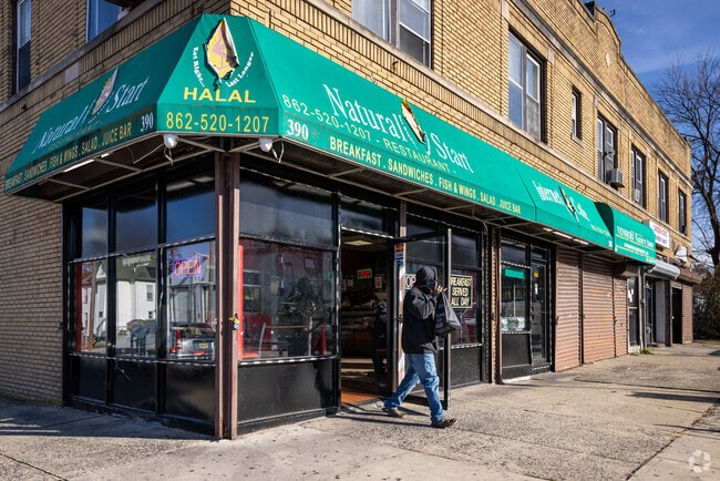 Natural Start is a local favorite takeout spot for soul food and smoothies in East Orange.