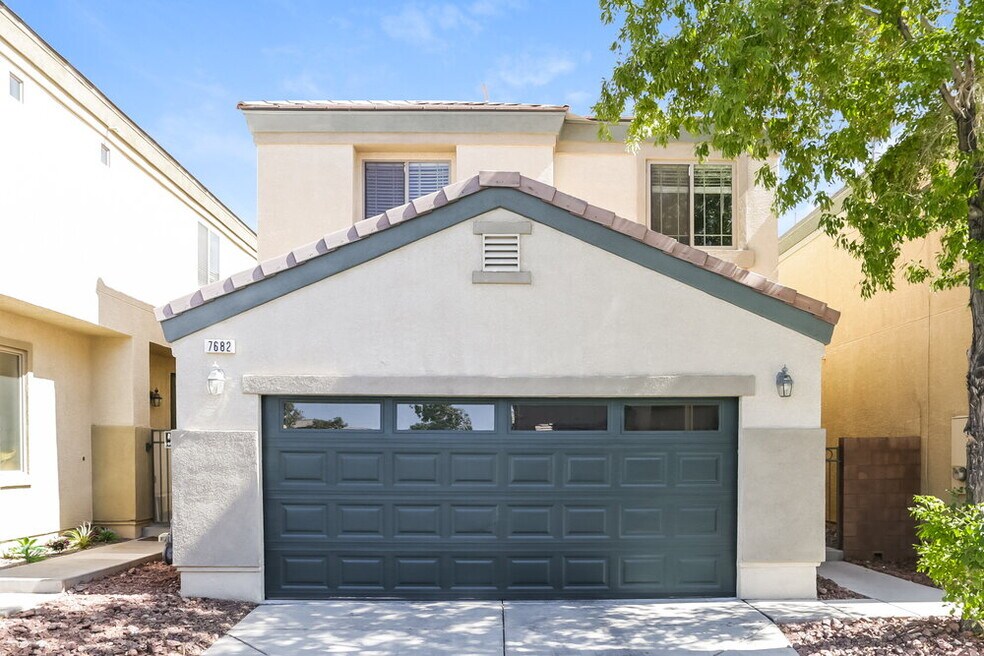 7682 Gentle Grazer St, Las Vegas, NV 89139 - photo 1