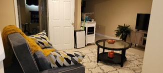 6105 Arbor St, Cheverly, MD 20785