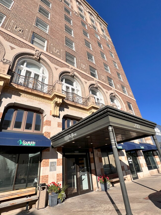 123 N Locust St Unit 502, Grand Island, NE 68801