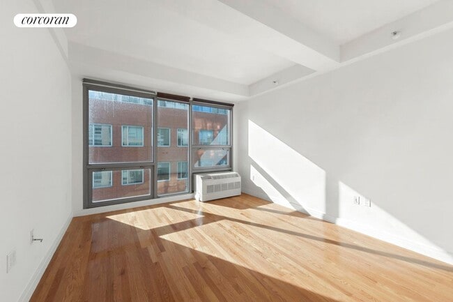 181 E 119th St, New York, NY 10035 - photo 3