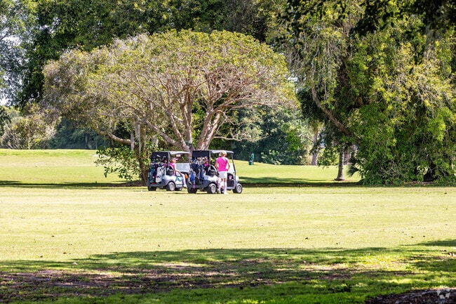 Golfers in High Point will love the numerous golf courses in its vicinity.