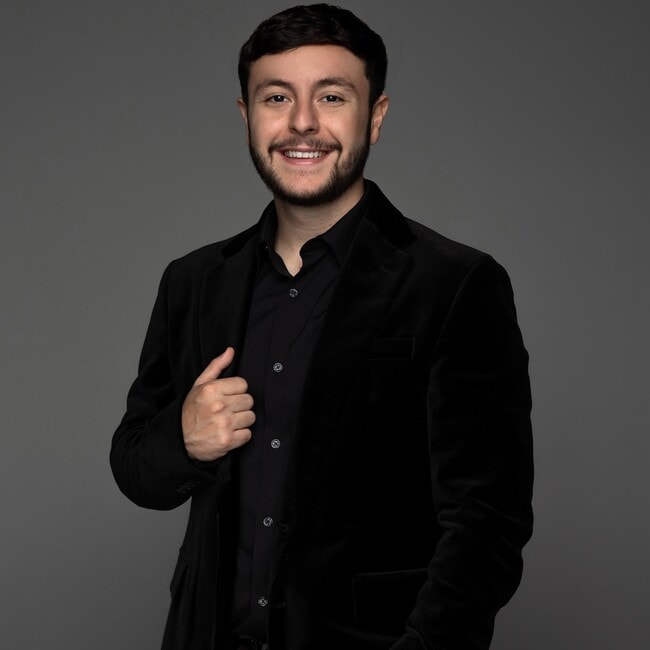Agent Photo