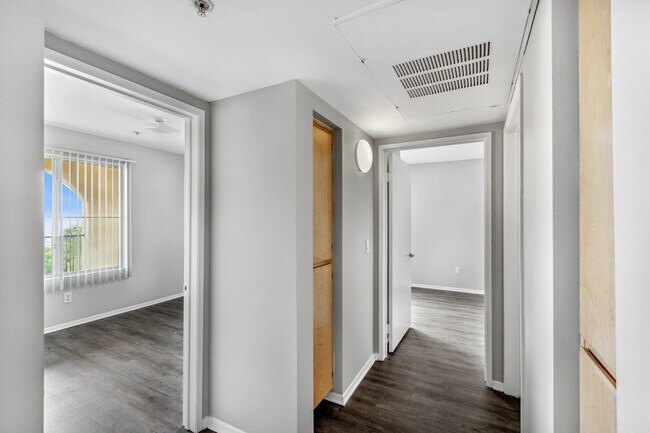 Harvard Yard and Glenmary Senior Affordable  Apartments, Los Angeles, CA 90047 - photo 6