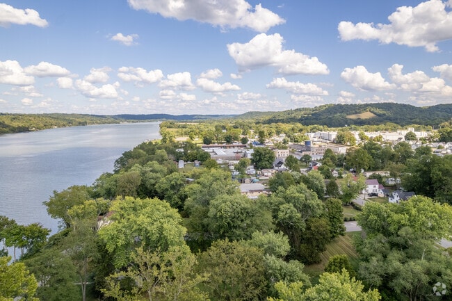 Augusta earned the title of Kentucky’s most picturesque town by USA Today.