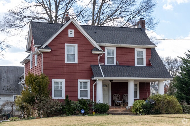 Well priced homes line the streets of Roselle.