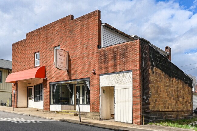 Walden's at 1709 Main in Burgettstown has had visitors from all 50 states and 30 countries.