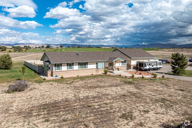 Ranch style homes are the most common found in the Mack neighborhood with large acreage.