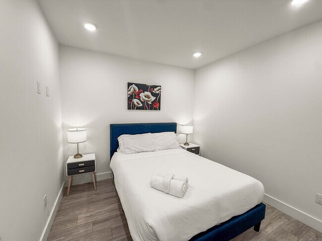 2400 E Huntingdon St unit ID1352423P, Philadelphia, PA 19125 - photo 4