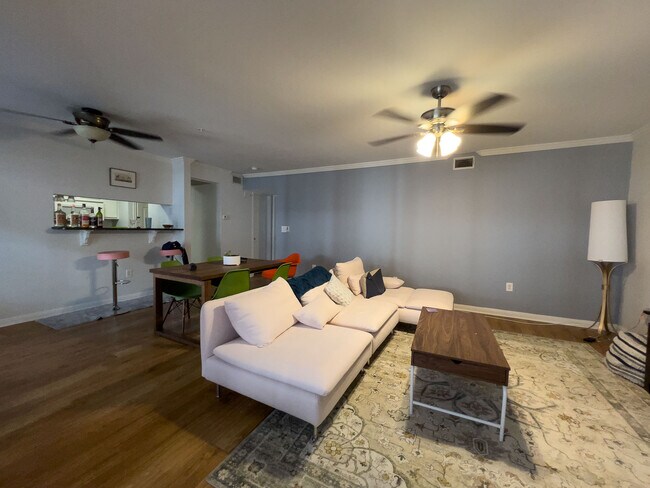 Centennial Condominiums unit 218, Austin, TX 78705 - photo 3