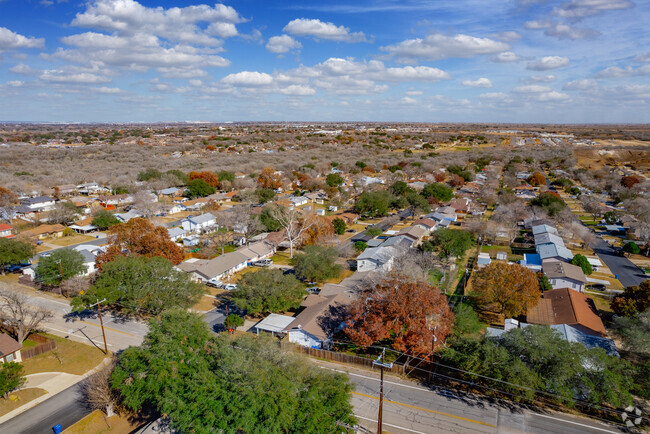 South Park Mall - Retail For Lease in San Antonio