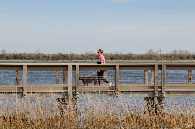 Riverfront Park has an great boardwalk with scenic views to walk in Charleston Heights.