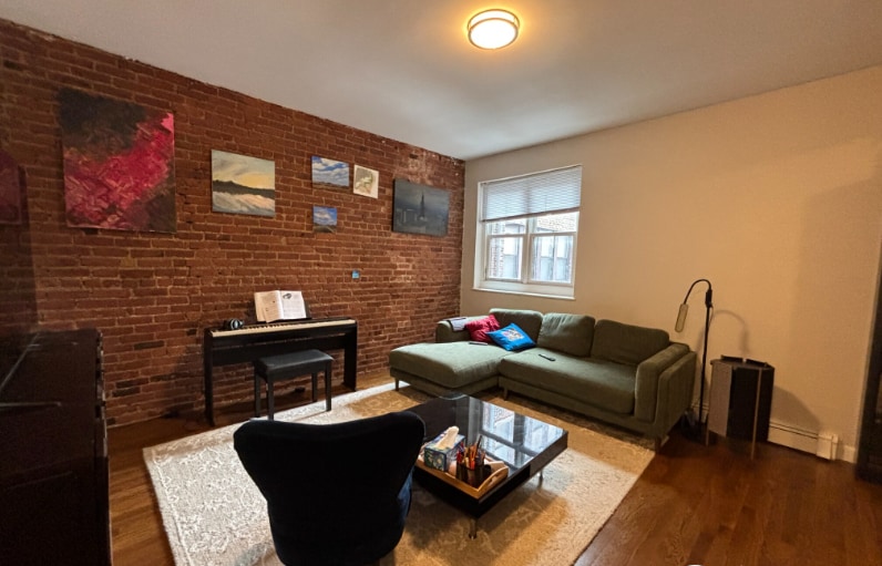 17 Stearns Rd unit 4, Brookline, MA 02446 - photo 1