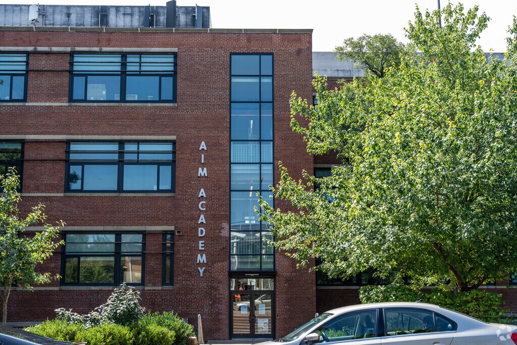 KIPP DC AIM Academy - PCS building in Buena Vista.