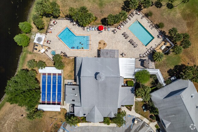 There is always fun times around the amenities at Lake Yale Estates.