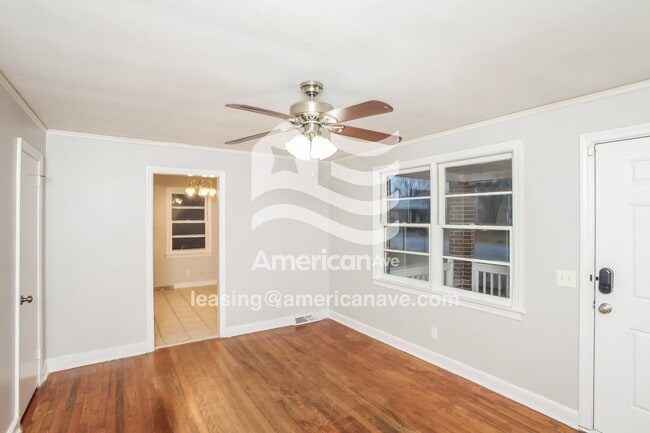 2336 James St, Cayce, SC 29033 - photo 3