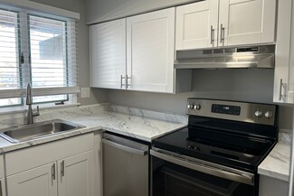 208-210 Main St, Manchester, CT 06042