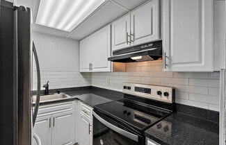 8850 Blind Pass Rd, Saint Pete Beach, FL 33706