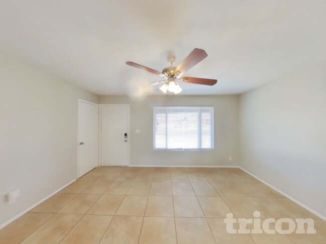 459 S Johnson, Mesa, AZ 85202 - photo 2