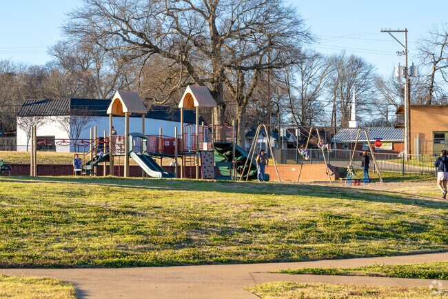 Henderson families gather and enjoy quality time at Fair Park.