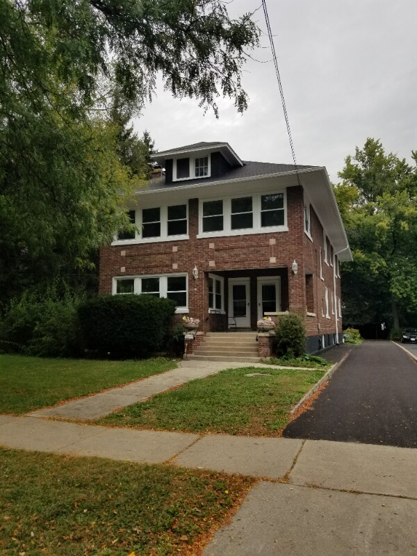 1101 W Cossitt Ave Unit . 2, La Grange, IL 60525