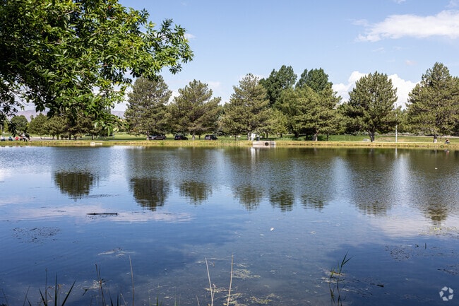 The Canyon View Park offers visitors a day of fishing located in the Spanish Fork neighborhood.