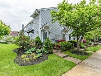 331B Delancey Place Unit B, Mount Laurel, NJ 08054