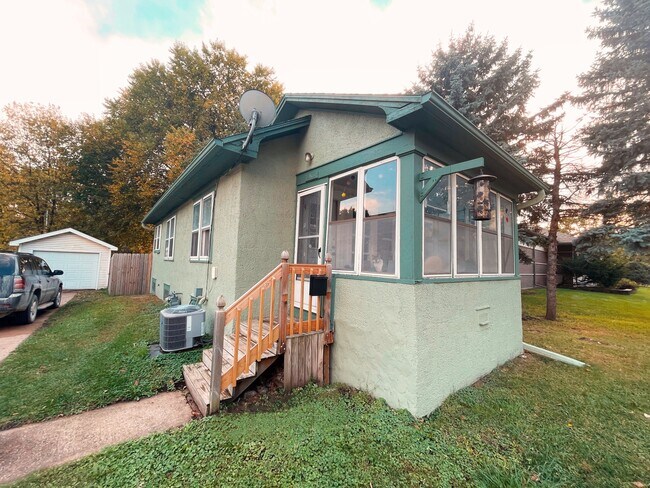 1112 Lincoln Way unit 1, Ames, IA 50010 - photo 3