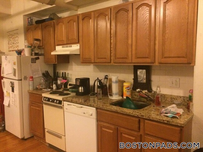 115 St Stephen St unit B-2, Boston, MA 02115 - photo 4