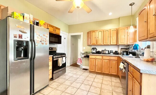 83 Wensley St unit 3, Roxbury Crossing, MA 02120 - photo 2