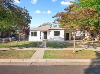 1528 W Cortland Ave, Fresno, CA 93705