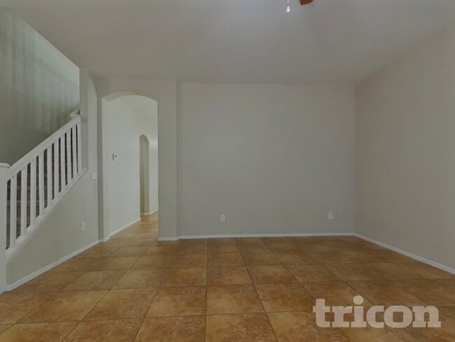 15034 N 146th Ln, Surprise, AZ 85379 - photo 5