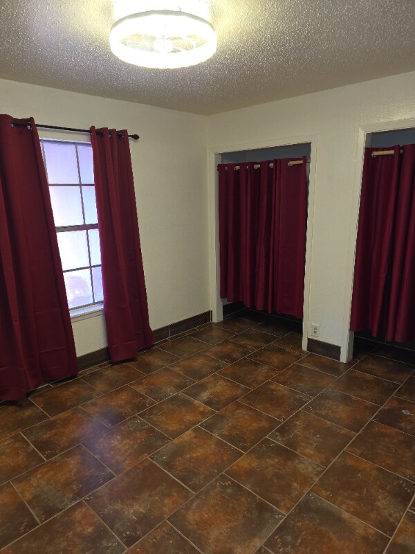 115 W Koenig Ln unit 205, Austin, TX 78751 - photo 7