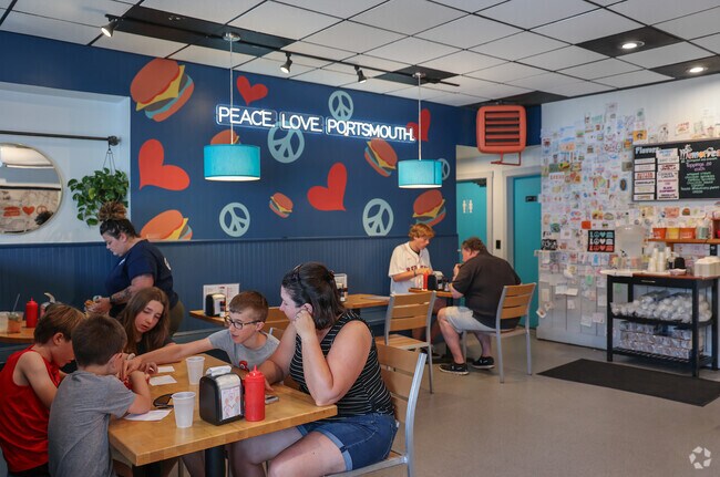 Stop by Lexie’s Joint in the West End, a beloved family-owned burger restaurant that has been serving up delicious, handcrafted burgers to the community since 2010.