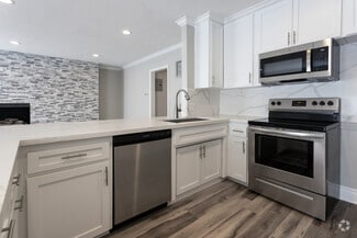 2400 Palos Verdes Dr W, Palos Verdes Peninsula, CA 90274