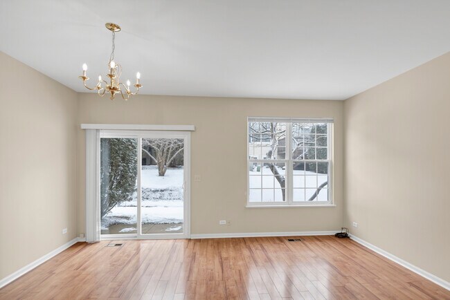 573 Telluride Dr, Gilberts, IL 60136 - photo 5