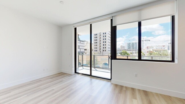 Griffis West Palm, West Palm Beach, FL 33401 - photo 4